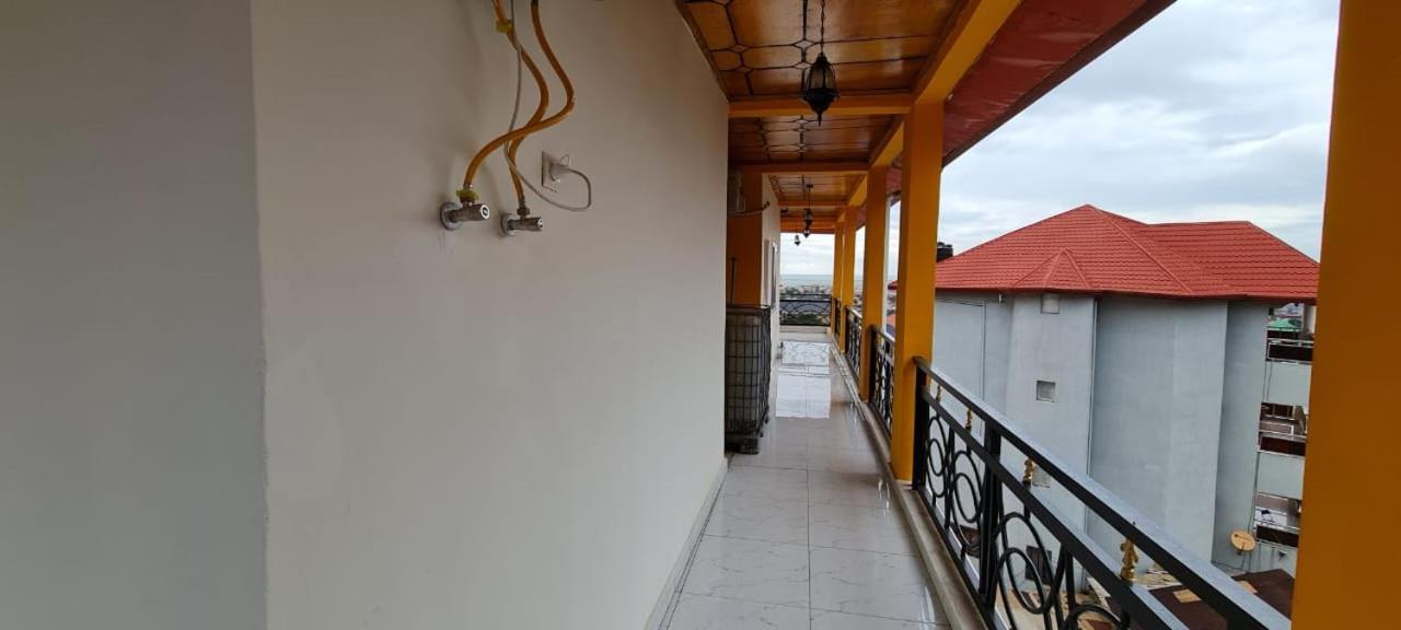 Residence Diakhaby Conakry Ngoại thất bức ảnh